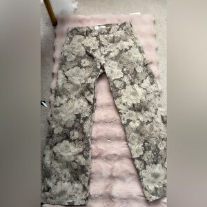 PacSun Floral Cargo Pants - Gray and Cream